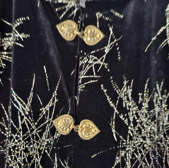 Coat - Picture 2 of 6